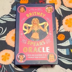 BRITNEY SPEARS ORACLE DECK & GUIDEBOOK TO BE STRONGER THAN YESTERDAY